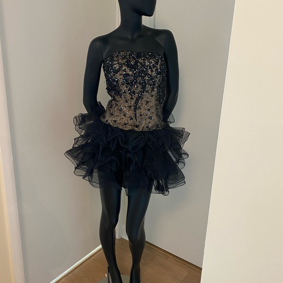 Black short strapless ballerina tutu formal party dress with rhinestone bodice. - Picture 2 of 6